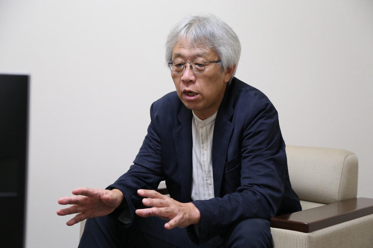 質問に答える近藤氏