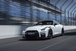 アウトバーンとサーキットを激走! 究極のGT-R、ニスモはやっぱり凄かった!