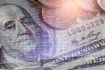 米早期利上げで来年半ばまでに1ドル=118円も