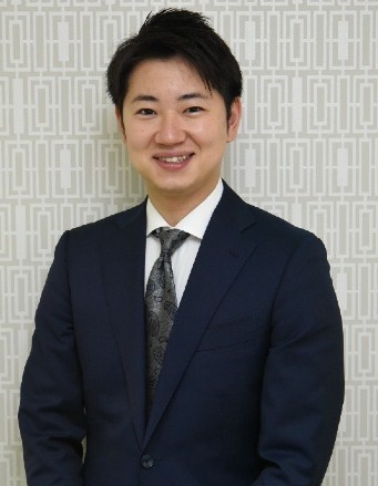 岩脇 勇人氏