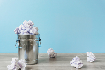 無駄,ゴミ,ゴミ箱