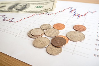 外貨預金、利用経験者は何% ? 預金額は ? アンケート調査をもとに徹底解明