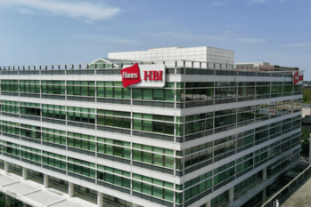 「アメリカン アパレル」も傘下に収めたカナダのギルダンがヘインズブランズを3212億円で買収