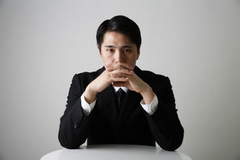 サラリーマン,凝視,交渉