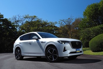 マツダならではの新価値の創造。クルマ好きを魅了するCX-60の俊敏パフォーマンス