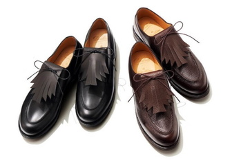 「ブルックス ブラザーズ」と「パラブーツ」のコラボレーションシューズが発売