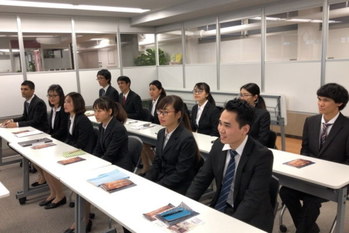 外国人人材,松田秀和