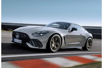 サーキットでのパフォーマンスを追求したメルセデスAMG GTクーペのハイパフォーマンスモデル「メルセデスAMG GT 63 PRO 4MATIC＋クーペ」が日本デビュー