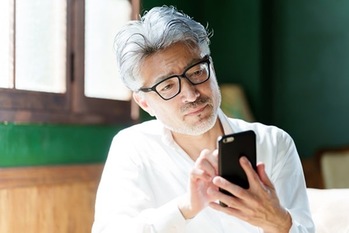 「その都度投資」と「自動積立投資」、性格・多忙度から見た向き不向き