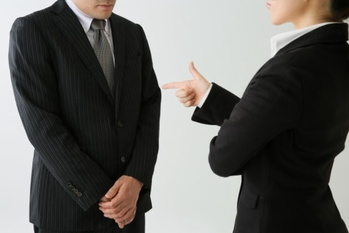 パワハラ防止法,布施直春