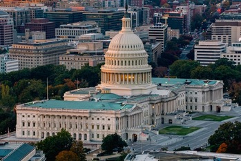 「大きく、美しい法案」が財政懸念をもたらす