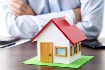 不動産投資は元手いくらで始められる？ 無理のない元手で成功させるコツを解説