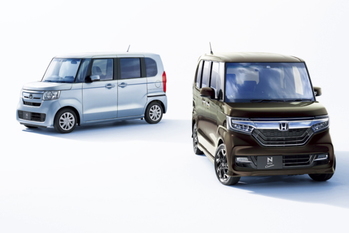 スライド付き軽自動車