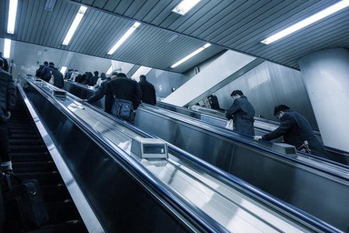 隠れブラック企業