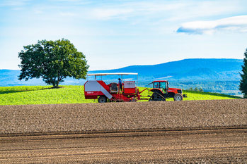 矢野経済研究所
