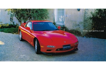 【日本車黄金時代】「1991 マツダ・アンフィニRX-7（FD3S型）」は理想を究めたロータリーロケット。徹底した軽量設計が圧倒の速さを生んだ