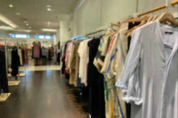 オンワード,赤字,閉鎖