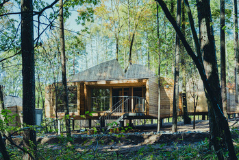 シェア別荘のSanuに出資　大丸、松坂屋のJ.フロントリテイリングの株価が18.13％上昇