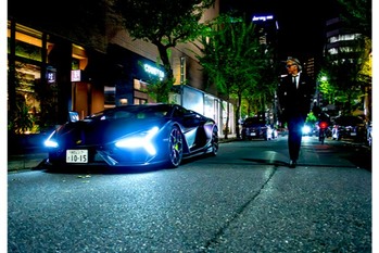 【情熱と革新／究極のアイデンティティ】最高出力1015cv、究極のV12スーパーPHEV。「ランボルギーニ・レヴエルト」のほとばしる高揚感