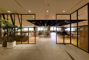 子供服のナルミヤが９月末で上場廃止へ　ワールドが株式交換でナルミヤを完全子会社