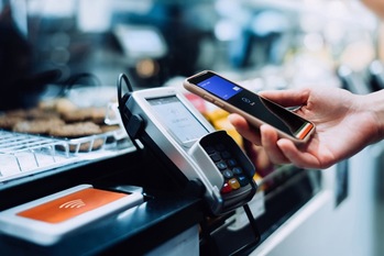 国債、マインド、業績：投資家が注目すべきポイント