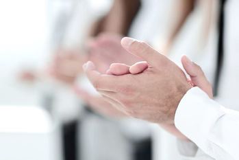 大納会,トウシル