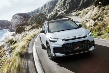 トヨタ・カローラのSUVシリーズのカローラ・クロスに「GR SPORT」グレードが登場