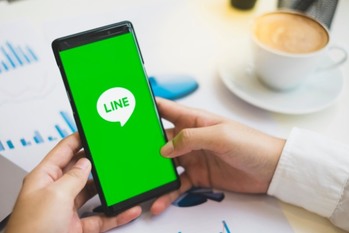 LINE証券での積立NISAの始め方は？口座開設手順や積立設定の方法を解説