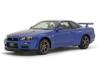 【人とクルマの物語】“VWにアメリカ西海岸を感じる”カーセンサー統括編集長、西村泰宏氏が自然体で楽しむID.BUZZとのファミリーライフ