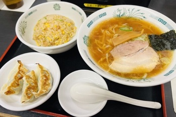 中華料理の「日高屋」三つの過去最高を更新「王将」も2度更新