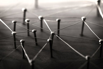 闇のトライアングル