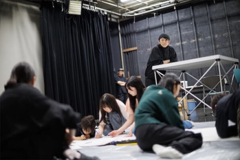 髙橋一生が「学展」出展の小中学生と3日間の共同制作　特別映像「関わり混ざる三日間」を国立新美術館で初上映