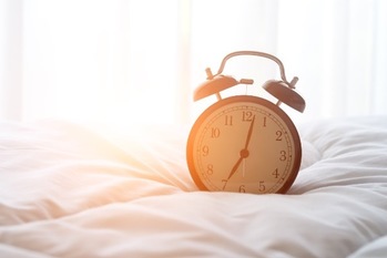 仕事のパフォーマンス向上間違いなし！おすすめ睡眠本・朝活本7選～おすすめビジネス書診断～