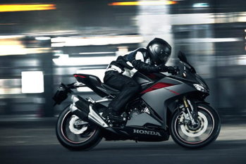 バイクの種類『スポーツ』とはどんな車両？