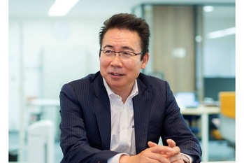 日本情報クリエイト