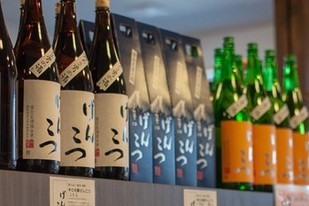 相次ぐ老舗名門酒蔵の倒産！「日本酒文化」を守る新手法とは