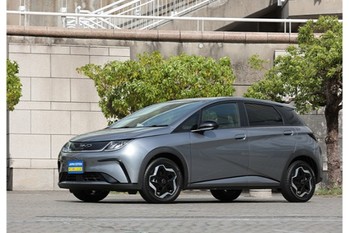 わずかに前年超え、9月の輸入車マーケット。BYDがTOP20にランクイン！（2023年9月・輸入乗用車販売TOP20）