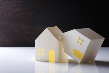 不動産投資における災害時のリスクヘッジ手段