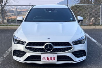 CLA200d AMGラインがこの価格！？メルセデス・ベンツ CLAクラス CLA200d AMGライン/ステッチ入りレザーDAINAMICAシート/18インチAMG5ツインスポークアルミホイール