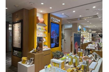 自然派化粧品の先駆け「ロクシタン」が上場廃止へ