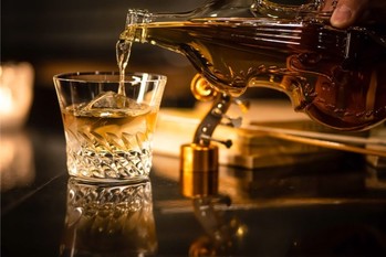 クラシック音楽×音響樽熟成ウイスキー「コンツェルトハウス JB4」公開