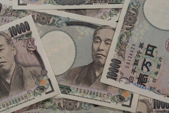 正常化期待の巻き戻しで日本の長期金利は年内0％程度に