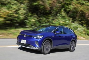 フォルクスワーゲンID.4の標準モデルが日本での先行受注を開始