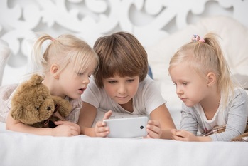 テクノロジー依存症,デジタル,IT