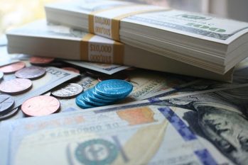 Top 9 Blue-Chip Stocks in Singapore for 2019