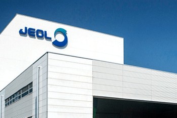 日本電子の株価を上昇させた米インテルによる子会社株の売却