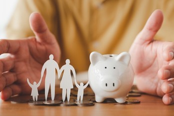 住宅購入時の資金贈与に関する非課税制度と利用上の注意点