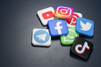 YouTubeはなぜ稼げる？3つの収入源