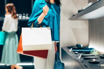 年末商戦の在庫不足？どうなるブラックふらいでー