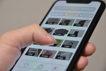 アニメとマンガの次はSNSとECだった「TOPPAN」がココラブルを買収